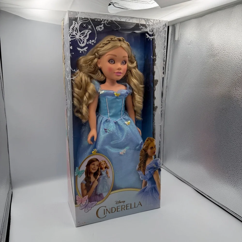 Disney Cinderella Live Action 18 Inch Doll 2015 NIB New In Box Lily James